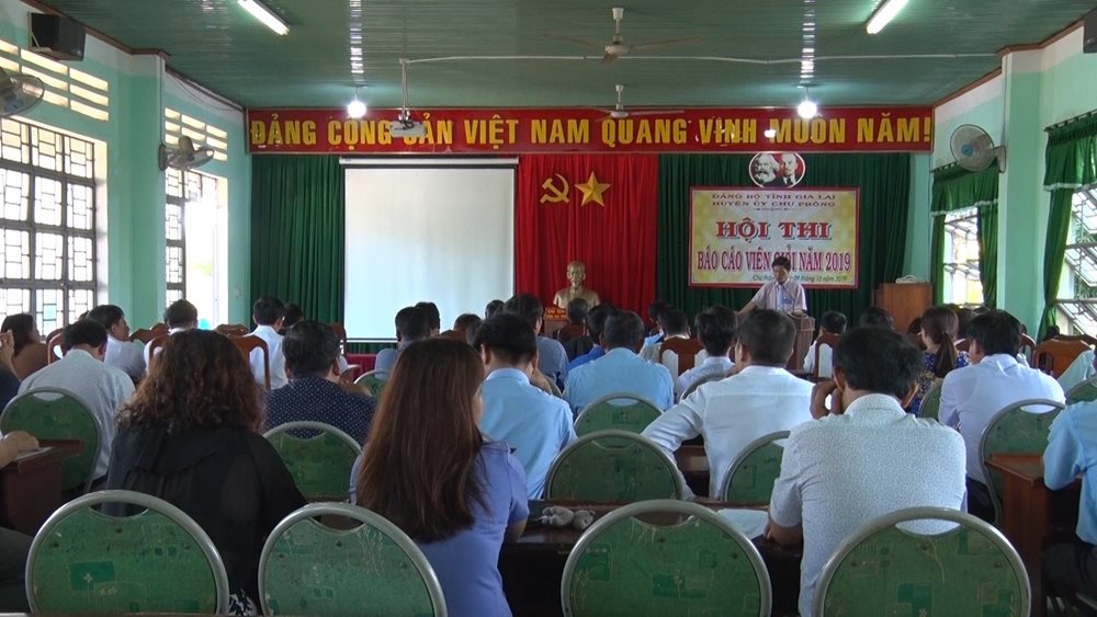 Huyện ủy Chư Prông tổ chức Hội thi Báo cáo viên giỏi cấp huyện năm 2019
