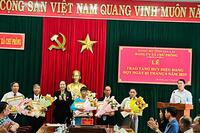 Đảng ủy xã Chư Prông tổ chức Lễ trao tặng Huy hiệu Đảng đợt 2 năm 2025